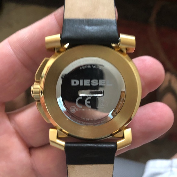 Mens Diesel watch new! - Picture 4 of 5